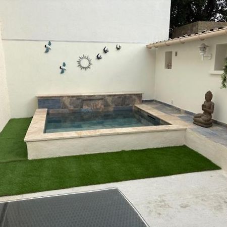 Etape Du Soleil Villa Люнел Екстериор снимка