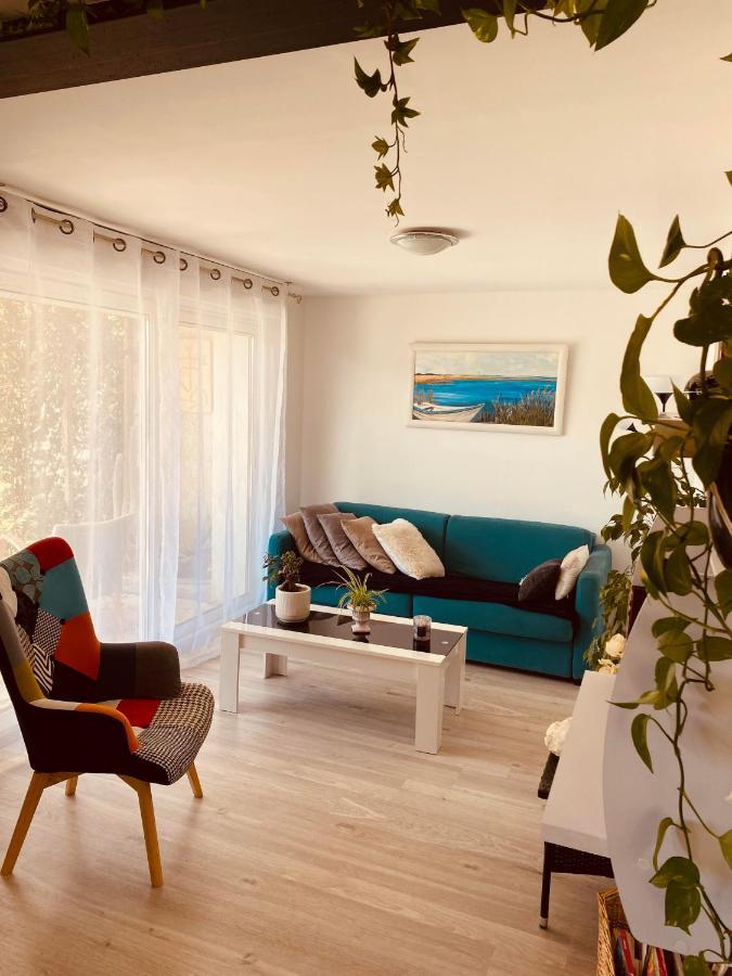 Etape Du Soleil Villa Люнел Екстериор снимка
